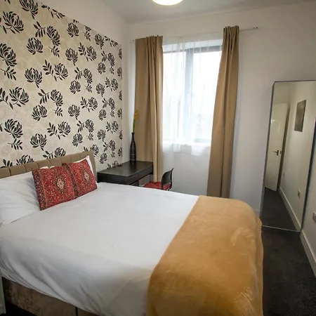 Ideal For Groups - Modern 2 Bedroom Apartment - Free Parking, Transit Links, Close To Stadiums Manchester Exterior photo